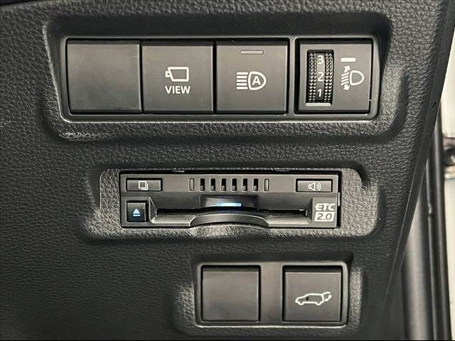 TOYOTA COROLLA CROSS HYBRID 2023 Image 31