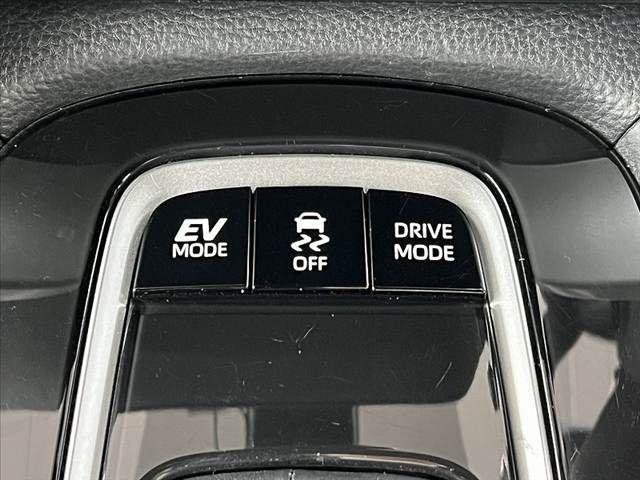 TOYOTA COROLLA CROSS HYBRID 2023 Image 31