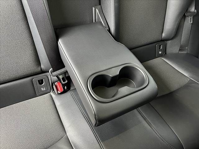 TOYOTA COROLLA CROSS HYBRID 2023 Image 31