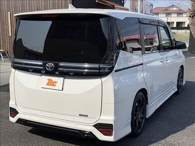 TOYOTA VOXY 2024 Image 31