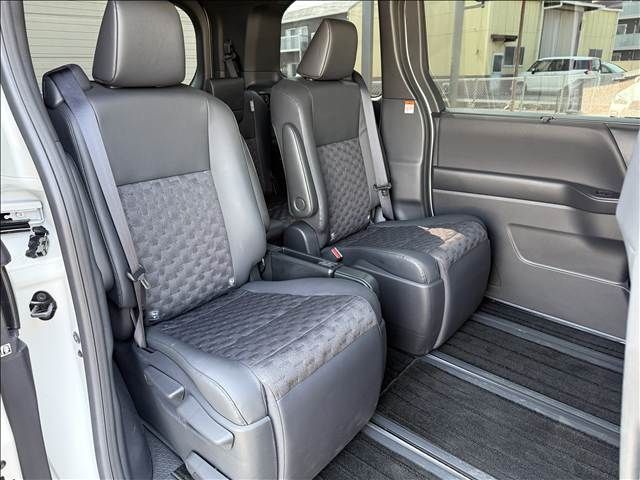 TOYOTA VOXY 2024 Image 31