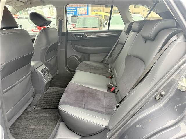 SUBARU LEGACY OUTBACK 2019 Image 31