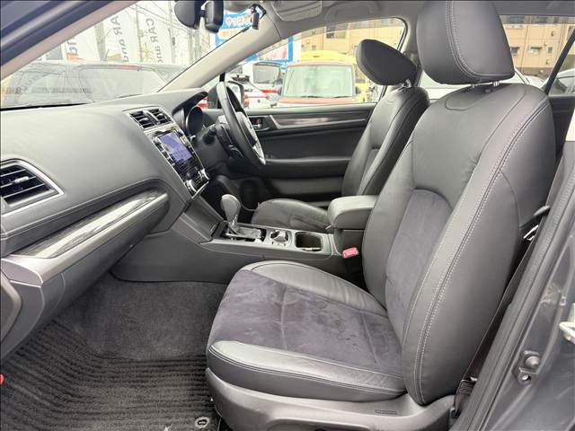 SUBARU LEGACY OUTBACK 2019 Image 31