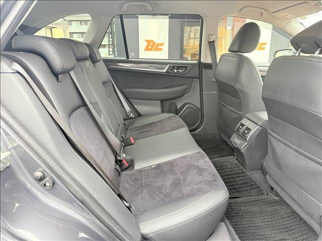 SUBARU LEGACY OUTBACK 2019 Image 31