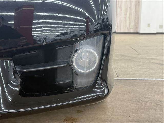 TOYOTA CROWN SEDAN 2011 Image 31