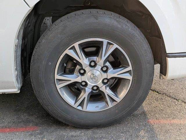 TOYOTA HIACE VAN 2WD 2018 Image 31