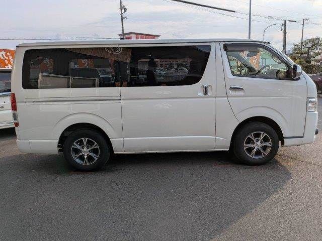 TOYOTA HIACE VAN 2WD 2018 Image 31