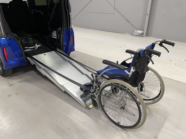 HONDA N BOX CUSTOM 2020 Image 31