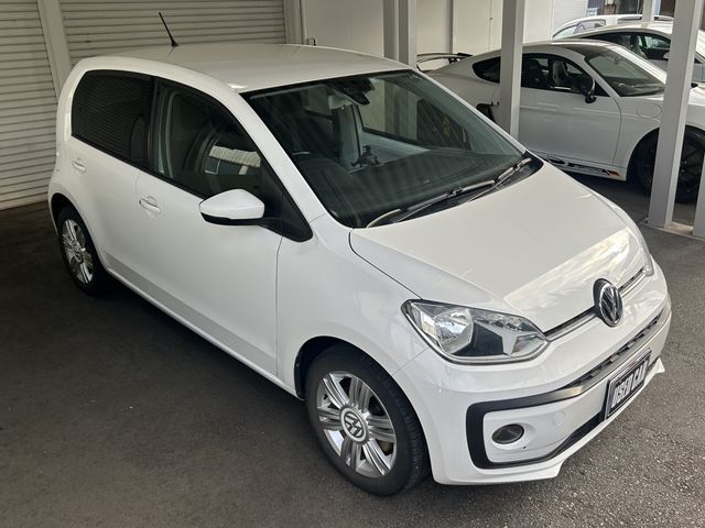 VOLKSWAGEN UP! 2018 Image 31