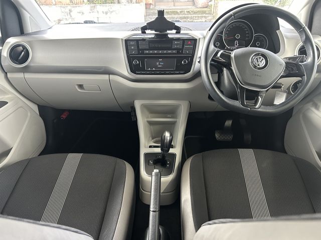 VOLKSWAGEN UP! 2018 Image 31