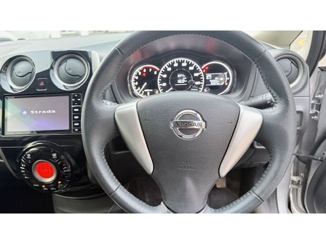 NISSAN NOTE 2015 Image 31