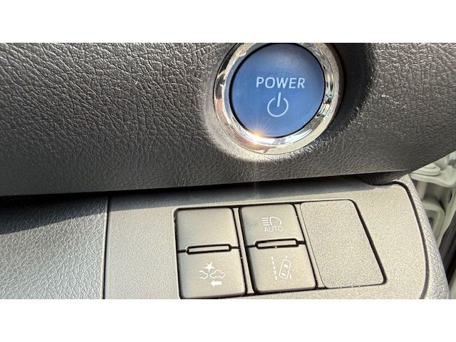 TOYOTA SIENTA HYBRID 2020 Image 31