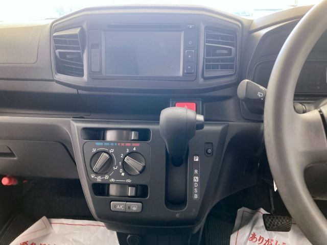 DAIHATSU MIRA E:S 2025 Image 31