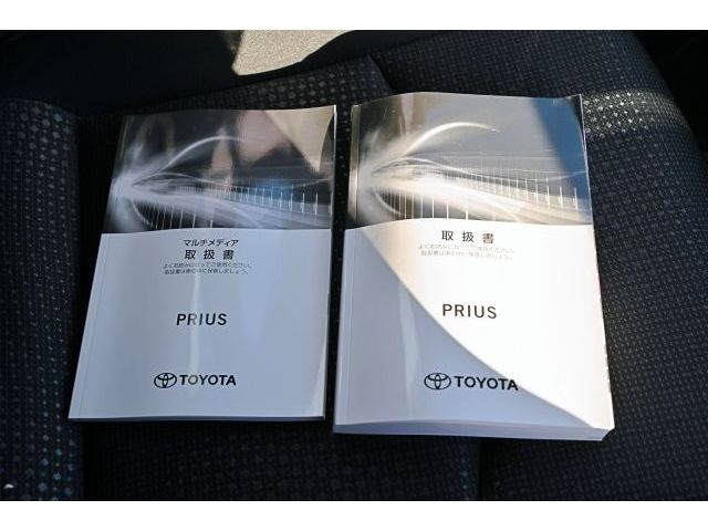 TOYOTA PRIUS 2022 Image 31