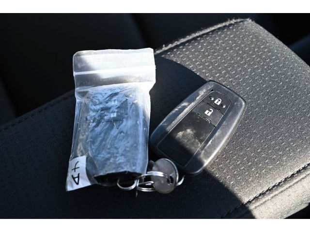 TOYOTA PRIUS 2022 Image 31