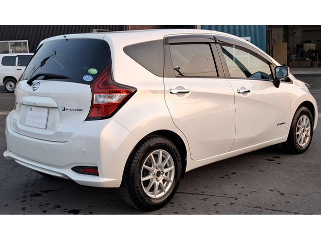 NISSAN NOTE 2018 Image 31