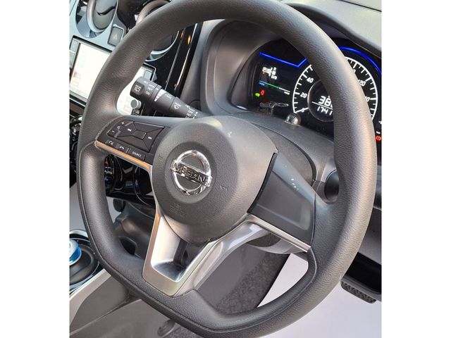 NISSAN NOTE 2018 Image 31