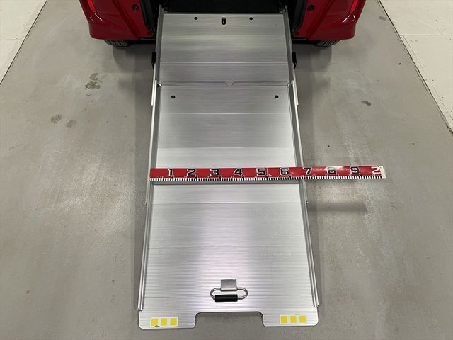 HONDA N BOX CUSTOM 2018 Image 31