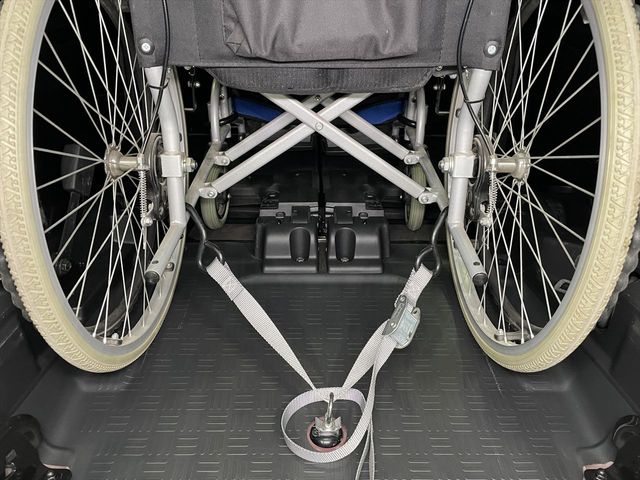 HONDA N BOX CUSTOM 2018 Image 31