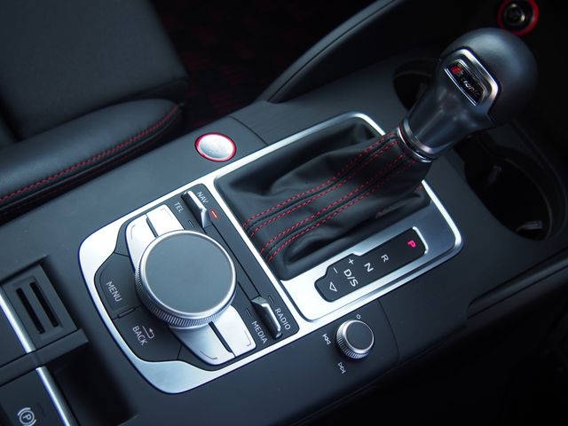 AUDI S3 SEDAN 2016 Image 31