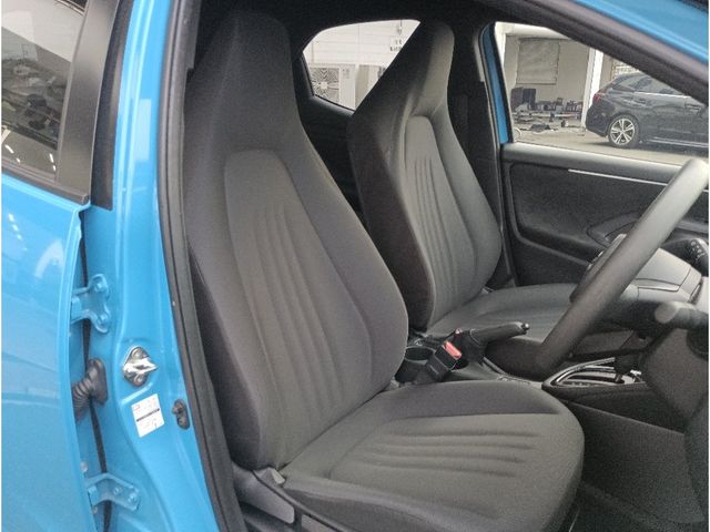 TOYOTA YARIS HYBRID 2022 Image 31