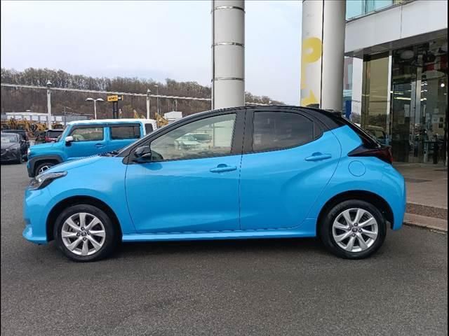 TOYOTA YARIS HYBRID 2022 Image 31