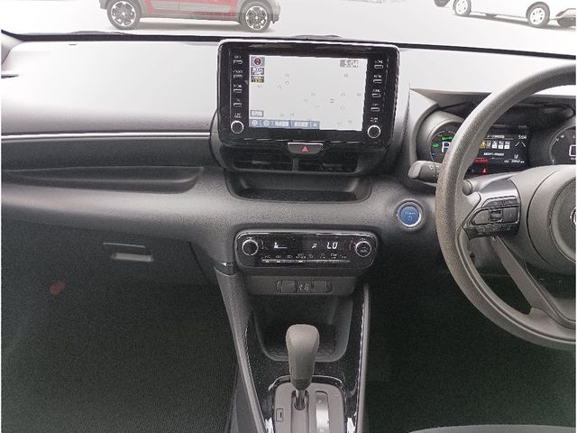 TOYOTA YARIS HYBRID 2022 Image 31