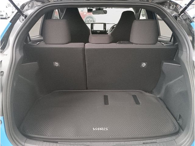 TOYOTA YARIS HYBRID 2022 Image 31