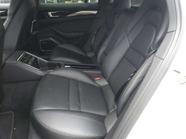 PORSCHE PANAMERA 2022 Image 31