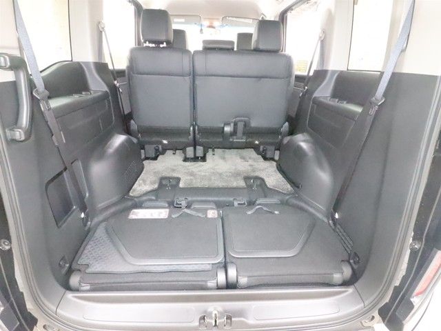 HONDA STEPWAGON 2017 Image 31