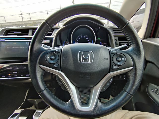 HONDA FIT HYBRID 4WD 2017 Image 31