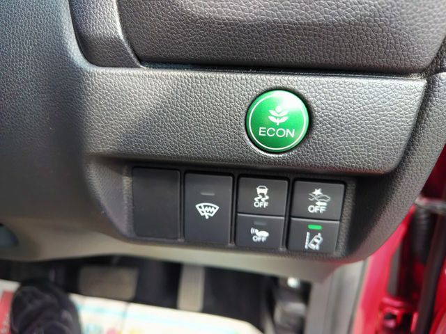 HONDA FIT HYBRID 4WD 2017 Image 31