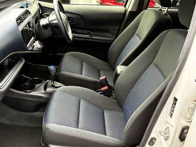 TOYOTA AQUA 2015 Image 31