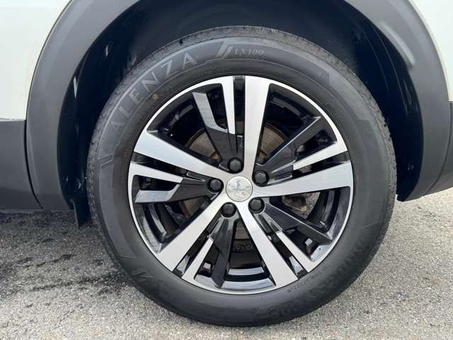 PEUGEOT 3008 2019 Image 31