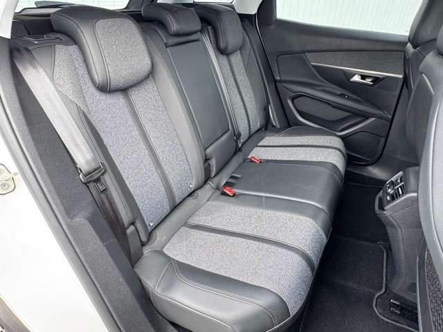 PEUGEOT 3008 2019 Image 31