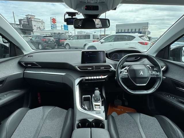 PEUGEOT 3008 2019 Image 31