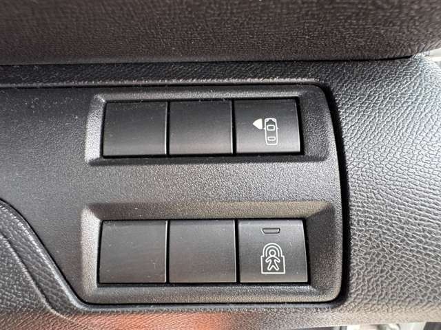 PEUGEOT 3008 2019 Image 31