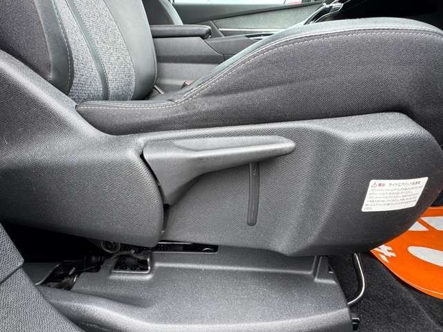 PEUGEOT 3008 2019 Image 31