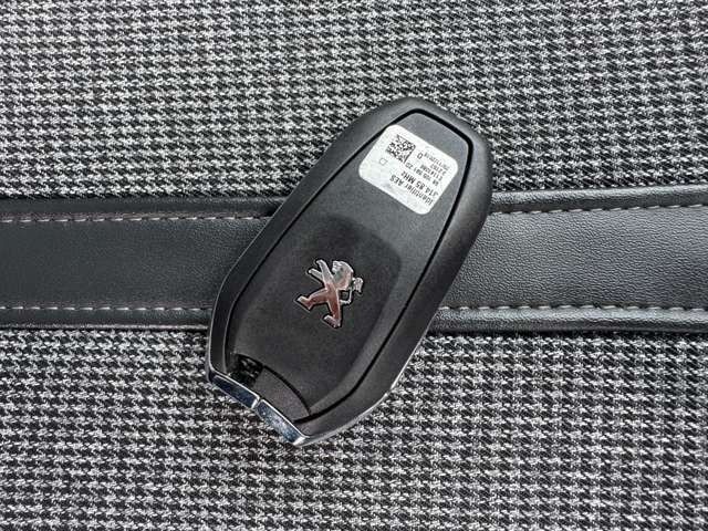 PEUGEOT 3008 2019 Image 31