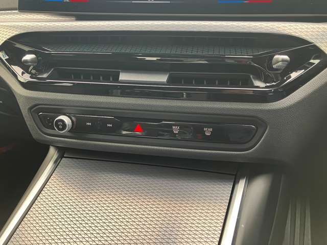 BMW 3SERIES SEDAN 2025 Image 31