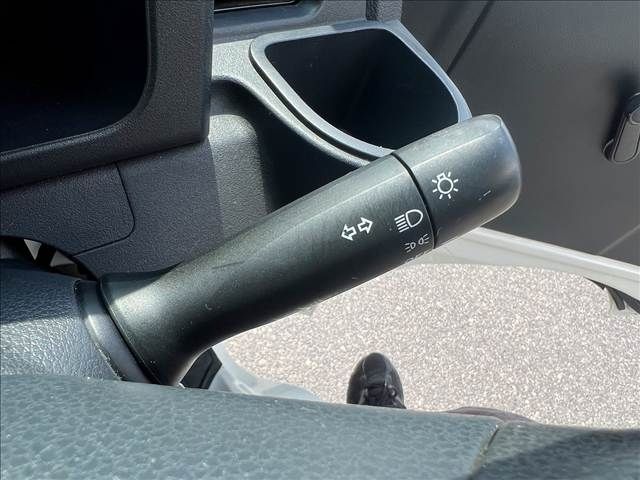 DAIHATSU HIJET TRUCK 4WD 2017 Image 31