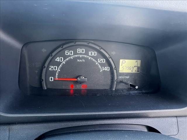 DAIHATSU HIJET TRUCK 4WD 2017 Image 31