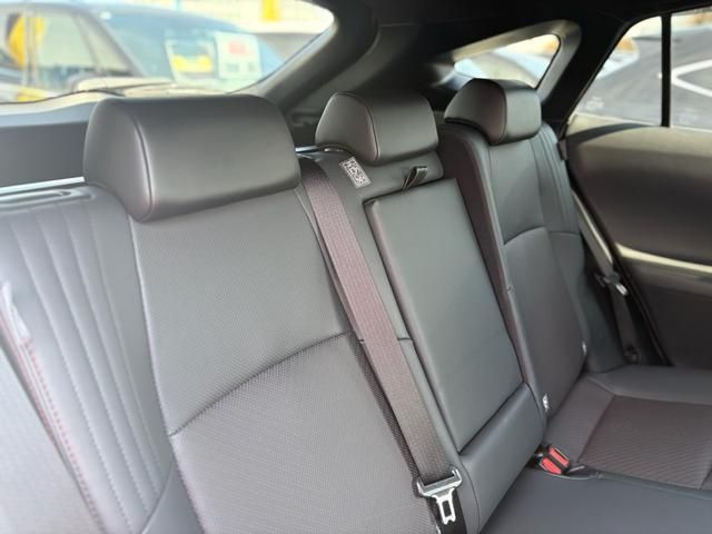 TOYOTA HARRIER PHEV 2023 Image 31