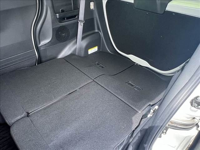 HONDA N BOX CUSTOM 2023 Image 31