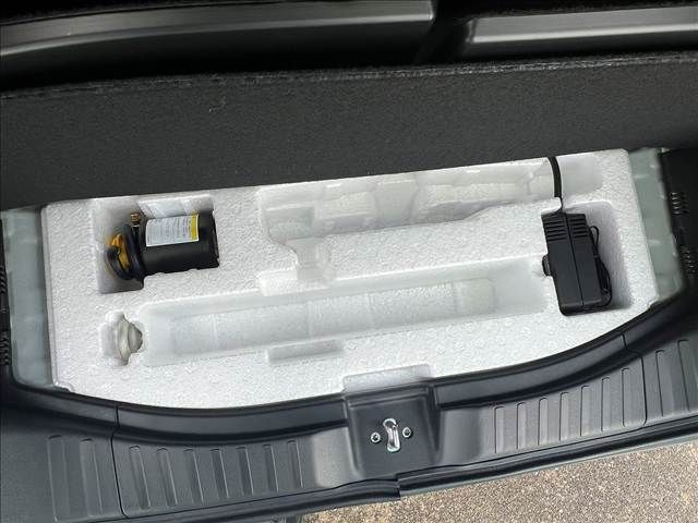 HONDA N BOX CUSTOM 2023 Image 31