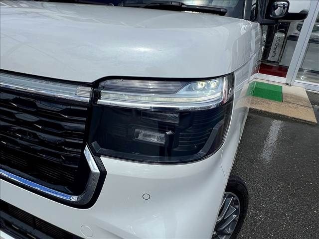 HONDA N BOX CUSTOM 2023 Image 31