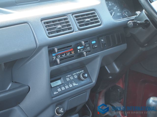 HONDA ACTY TRUCK 4WD 1998 Image 31