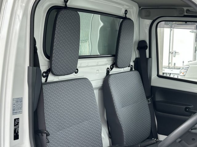 SUZUKI CARRY TRUCK 4WD 2025 Image 31