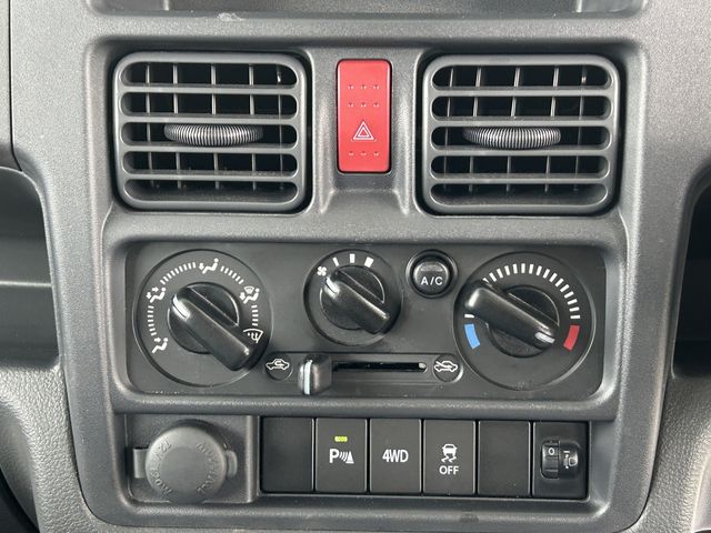 SUZUKI CARRY TRUCK 4WD 2025 Image 31