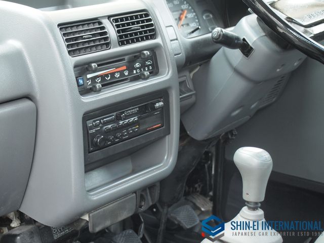 SUBARU SAMBAR TRUCK 4WD 1995 Image 31